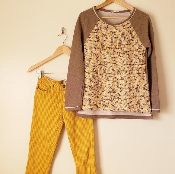 Hem & Thread Knit Sweater - Picture 2 of 6